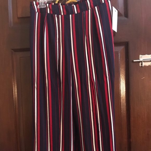 Stripped bottoms - Picture 1 of 2